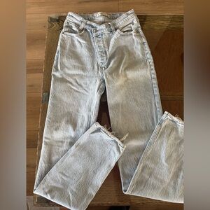 Abercrombie & Fitch Women's “The Dad” High Rise Light Blue Jeans, Long fit